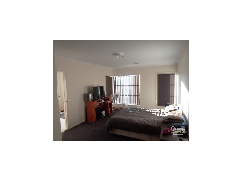 33 Verdant Ave, Officer VIC 3809