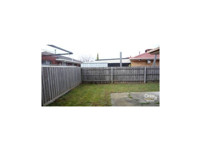 9a Kirkwood Cres, Hampton Park VIC 3976