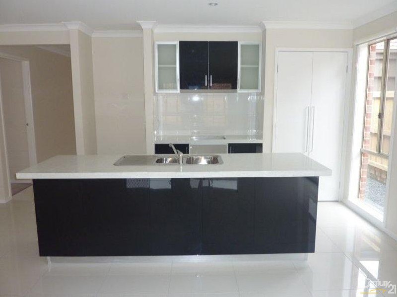 1-19 The Avenue @ Linden Tree Way, Cranbourne North VIC 3977