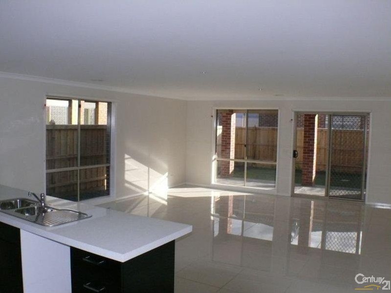 Lot 1526 Mickleham Drive, Cranbourne North VIC 3977