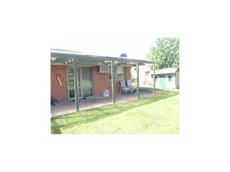 4 Pollina Close, Hampton Park VIC 3976