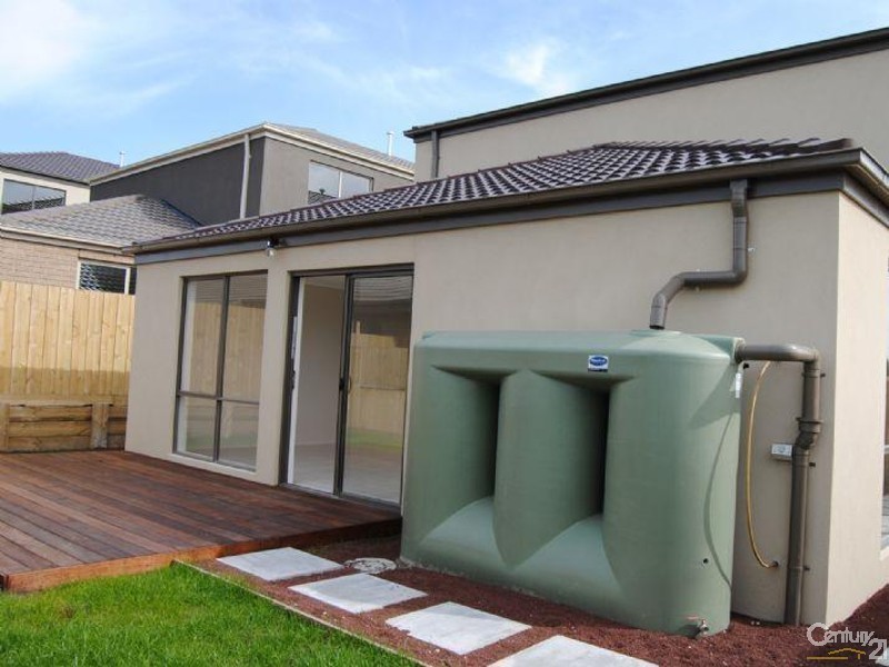 4  Bethune Drive, Hampton Park VIC 3976