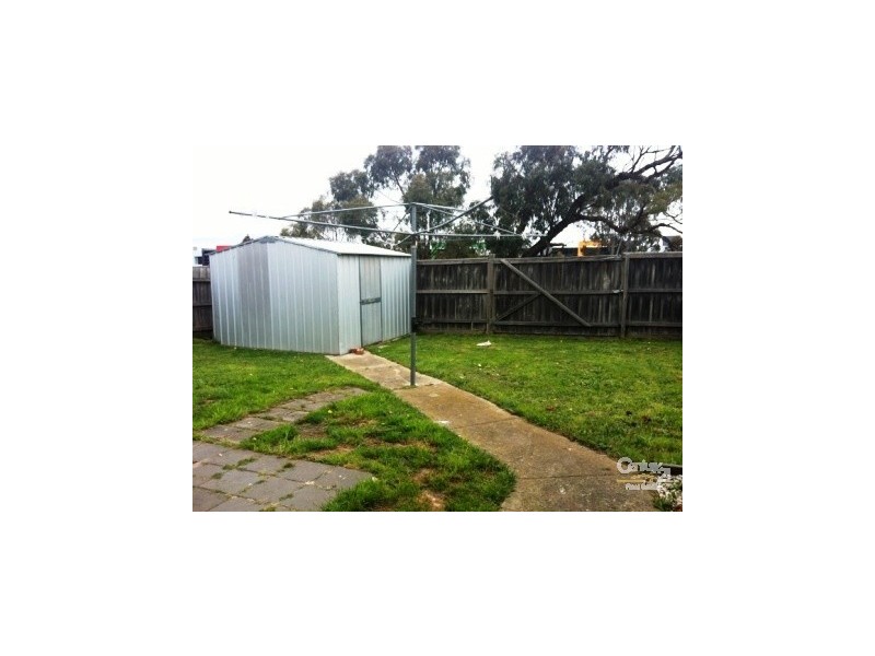 21 The Glade, Hampton Park VIC 3976