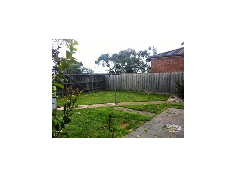 21 The Glade, Hampton Park VIC 3976