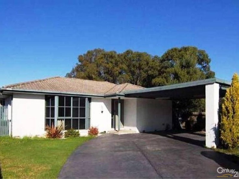 16 Branton Drive, Hampton Park VIC 3976