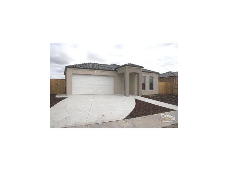 7 Snowy Drive, Lynbrook VIC 3975