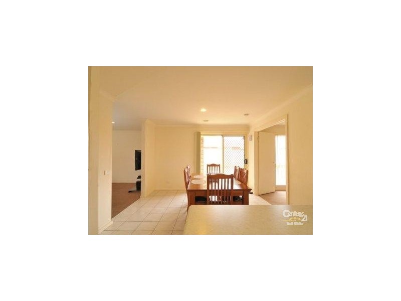 20/4 Paydon Way, Hampton Park VIC 3976