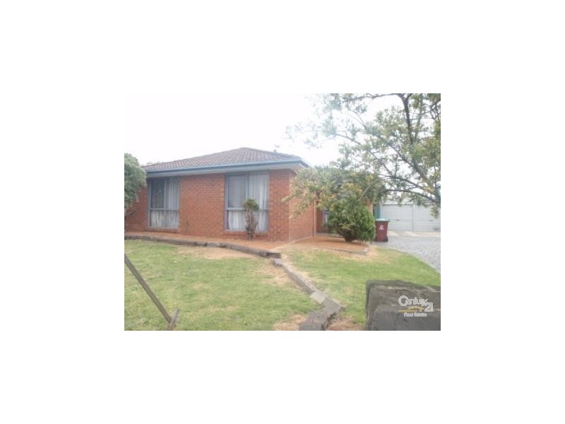 93 Hallam Road, Hampton Park VIC 3976