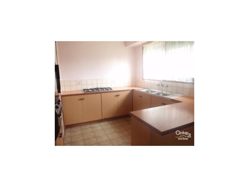 93 Hallam Road, Hampton Park VIC 3976