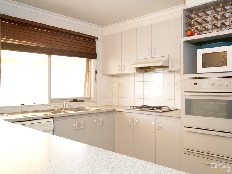 27 Jacksons Road, Narre Warren VIC 3805