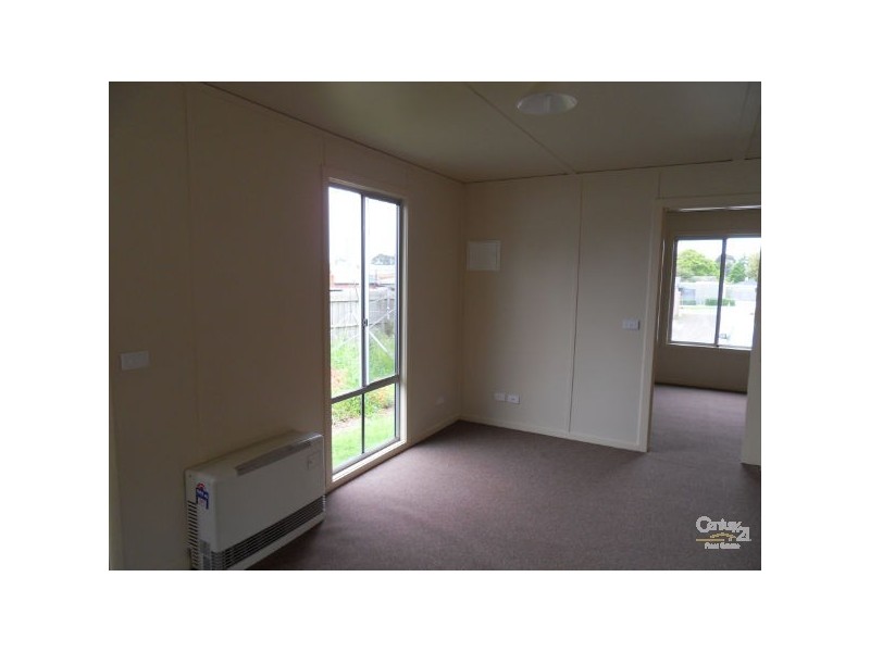 2 View Street, Hampton Park VIC 3976