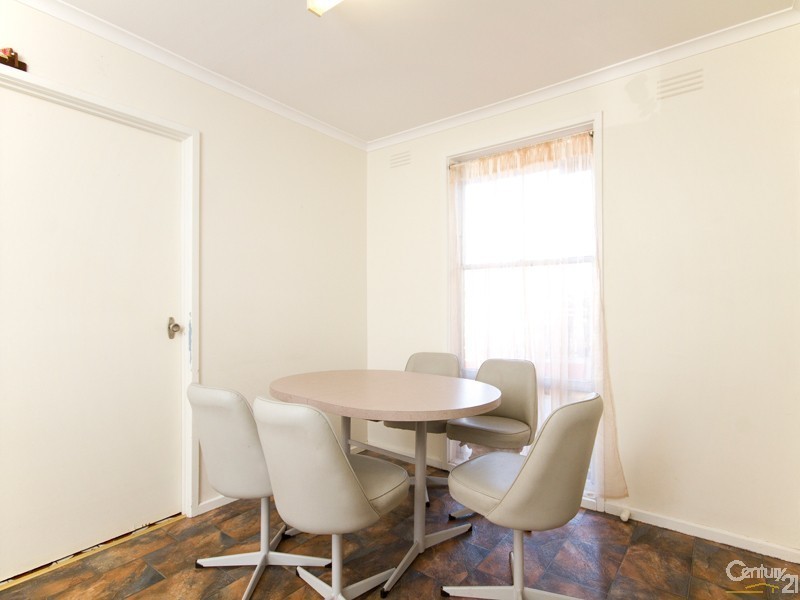 2 Susan Court, Cranbourne VIC 3977