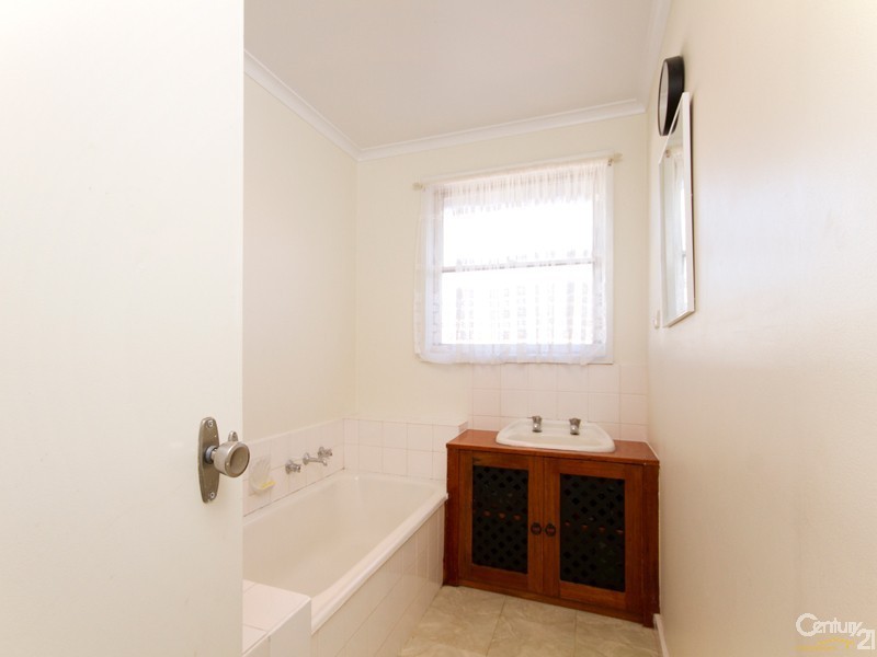 2 Susan Court, Cranbourne VIC 3977