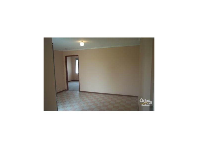 1/26 Beckington Crescent, Hampton Park VIC 3976