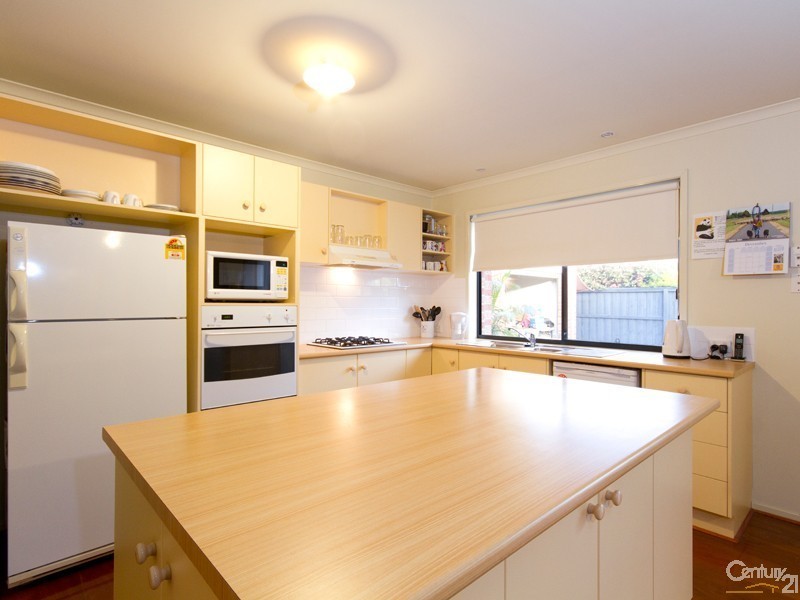 7 Kingston Avenue, Narre Warren South VIC 3805