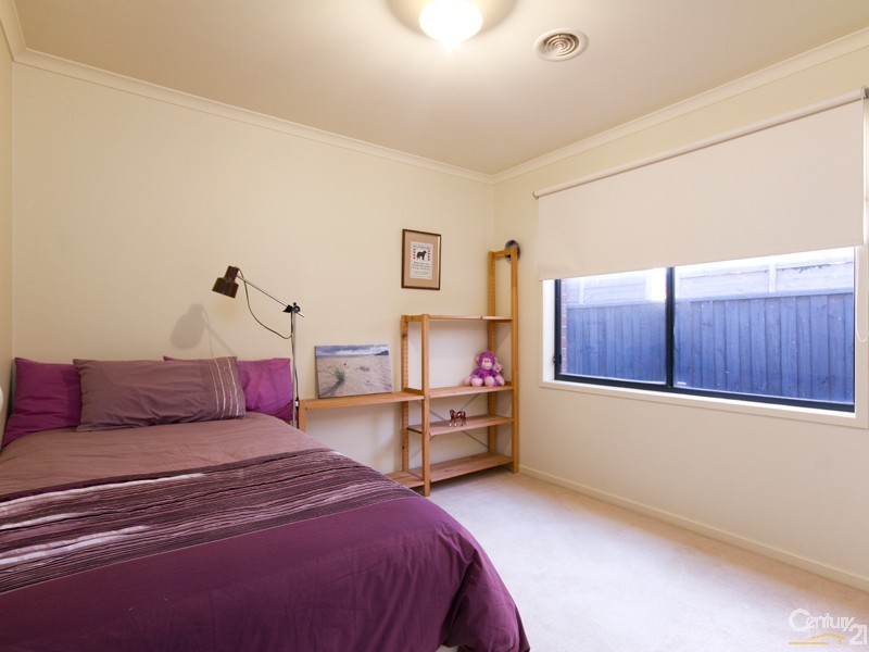 7 Kingston Avenue, Narre Warren South VIC 3805