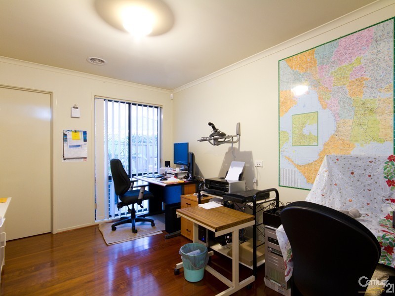 7 Kingston Avenue, Narre Warren South VIC 3805