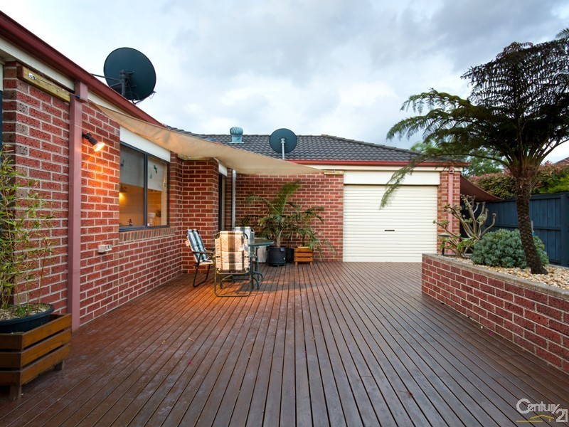 7 Kingston Avenue, Narre Warren South VIC 3805