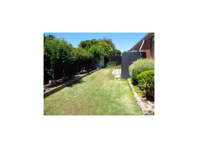 23 Abbey Road, Narre Warren South VIC 3805
