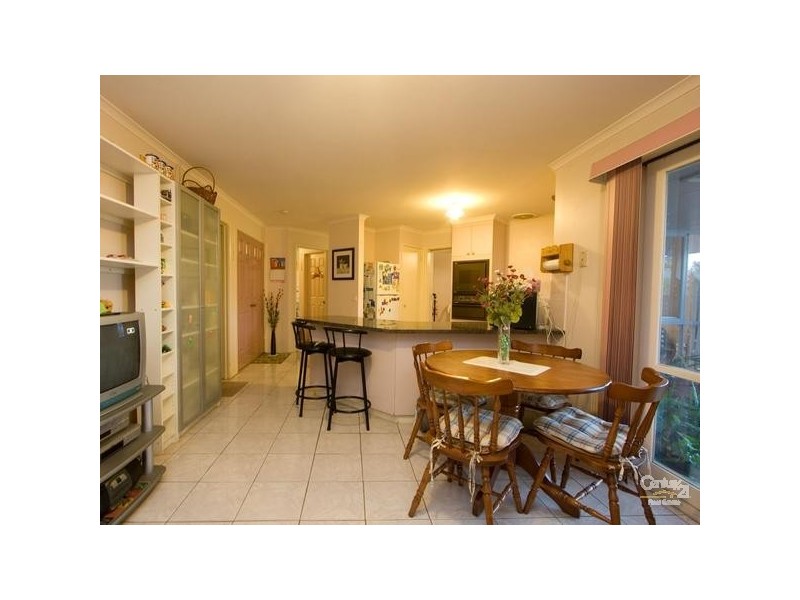 10 Darling Court, Hampton Park VIC 3976