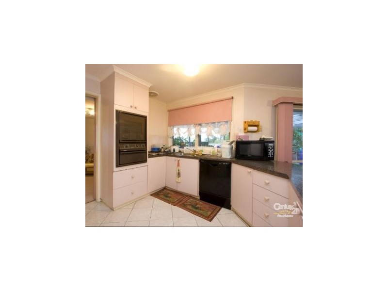 10 Darling Court, Hampton Park VIC 3976