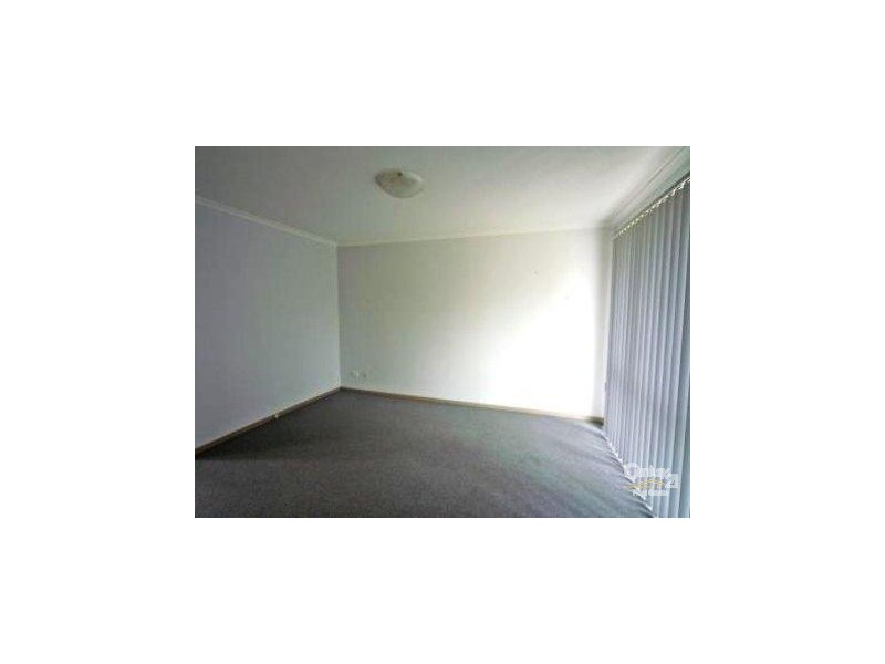 2/1 Hyssop Drive, Hallam VIC 3803