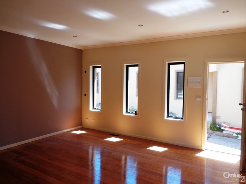 1/17 Hampton Drive, Hampton Park VIC 3976