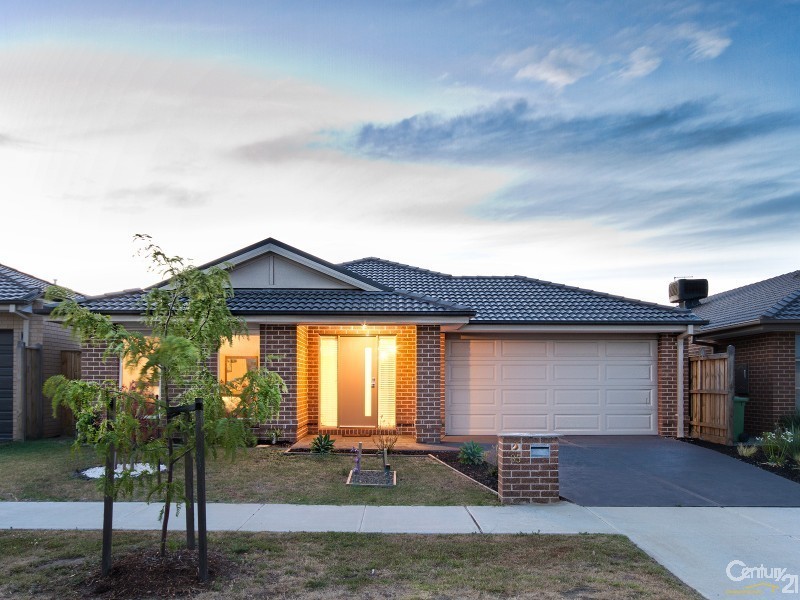 85 John Russell Road, Cranbourne West VIC 3977