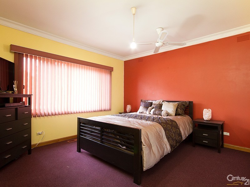 110 Somerville Road, Hampton Park VIC 3976