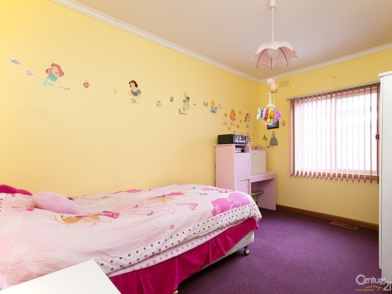 110 Somerville Road, Hampton Park VIC 3976