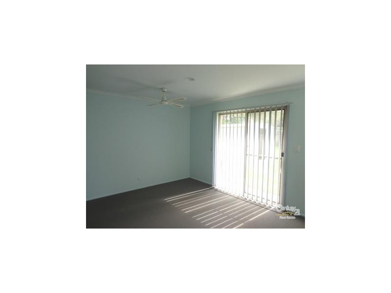 4 Ellindale Close, Hampton Park VIC 3976