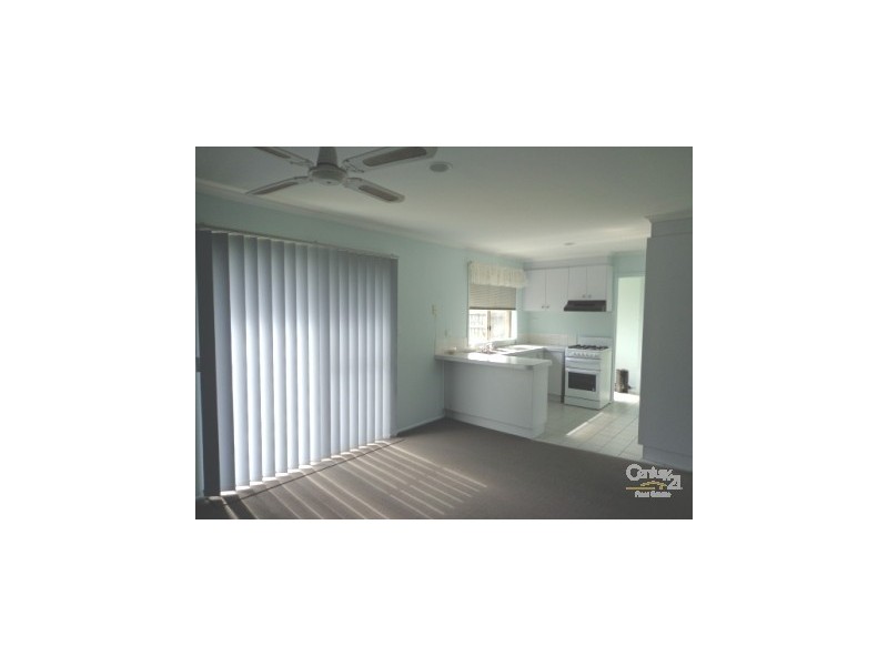 4 Ellindale Close, Hampton Park VIC 3976