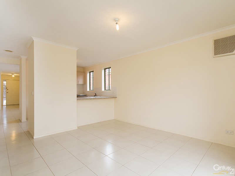 19 Charlotte Court, Cranbourne West VIC 3977