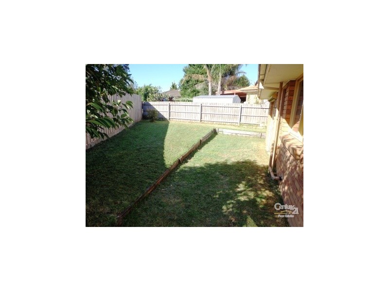 1/20 Carmen Crt, Hampton Park VIC 3976