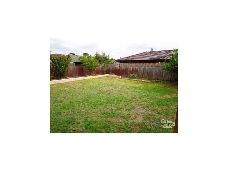 51 Clive St, Hampton Park VIC 3976