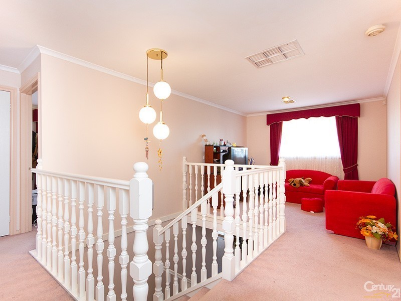 9 Legend Court, Hallam VIC 3803