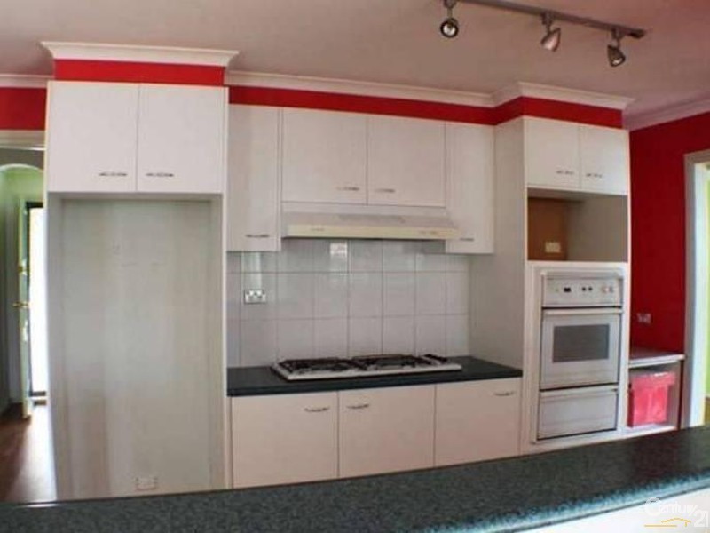 16 Branton Drive, Hampton Park VIC 3976