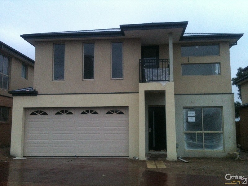 3/19 Keller Court, Hampton Park VIC 3976