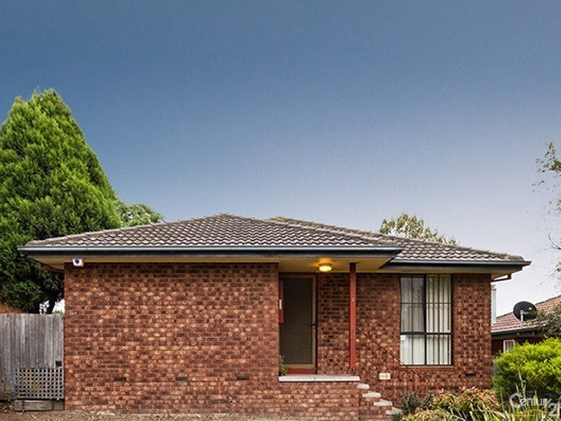 2 Bill Place, Hampton Park VIC 3976