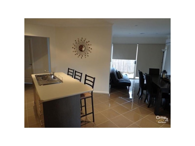 6 Rahni Close, Narre Warren VIC 3805