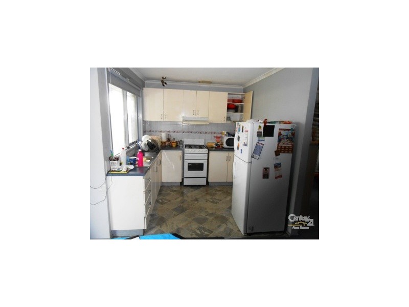 9 Margaret Crt, Hampton Park VIC 3976