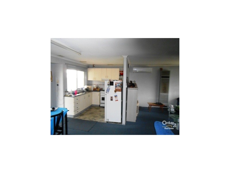 9 Margaret Crt, Hampton Park VIC 3976