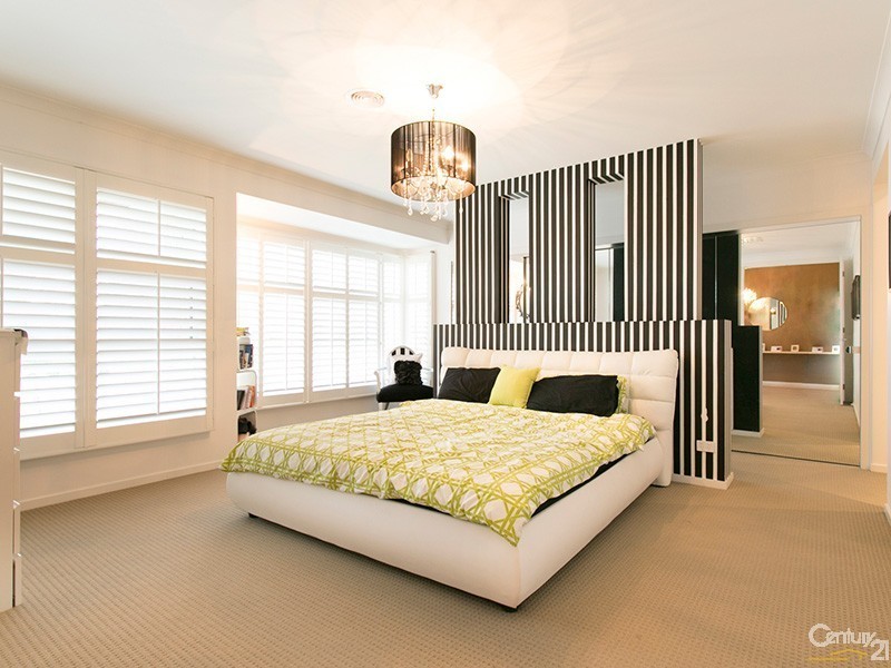 6 Mermaid Grove, Lyndhurst VIC 3975