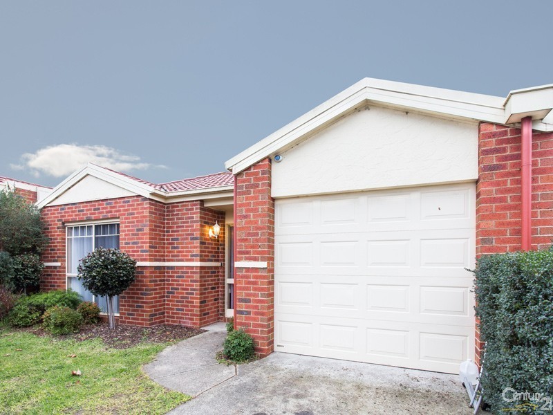 2 Margie Square, Narre Warren South VIC 3805