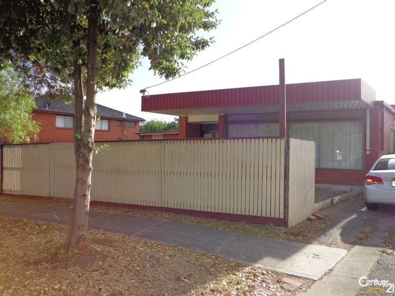 42 Robjant Street, Hampton Park VIC 3976