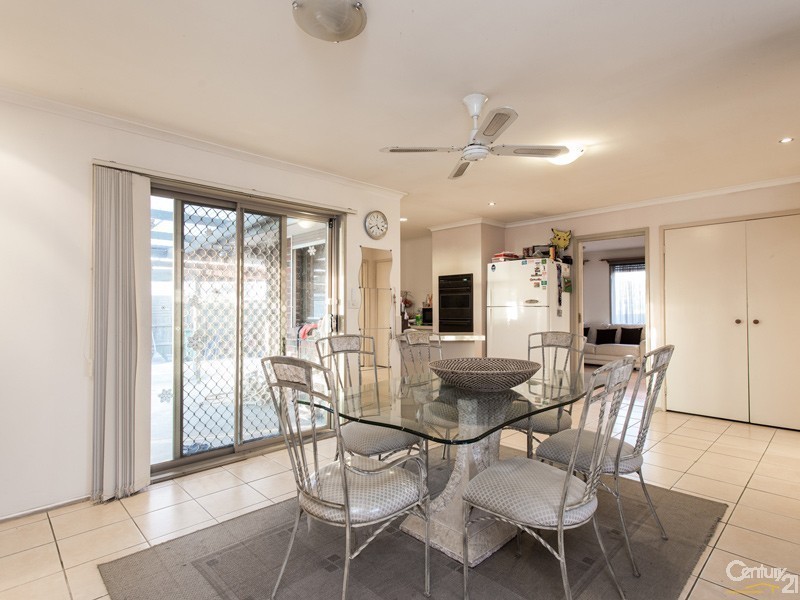 9 Longford Close, Hampton Park VIC 3976
