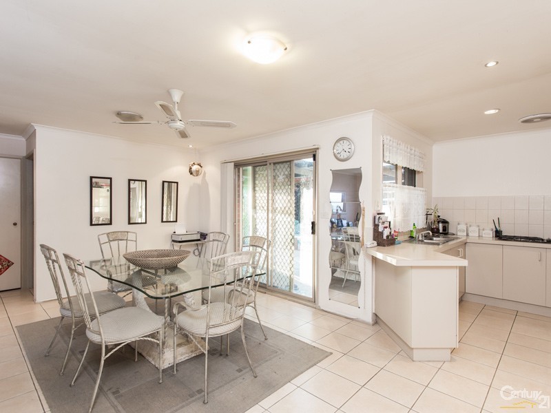 9 Longford Close, Hampton Park VIC 3976