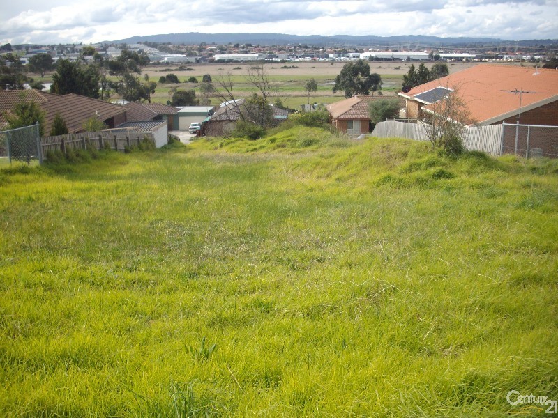 18 Blackwood Drive, Hampton Park VIC 3976