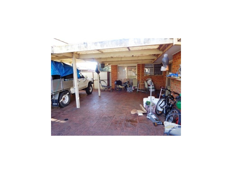 50 Ivan Cres, Hampton Park VIC 3976