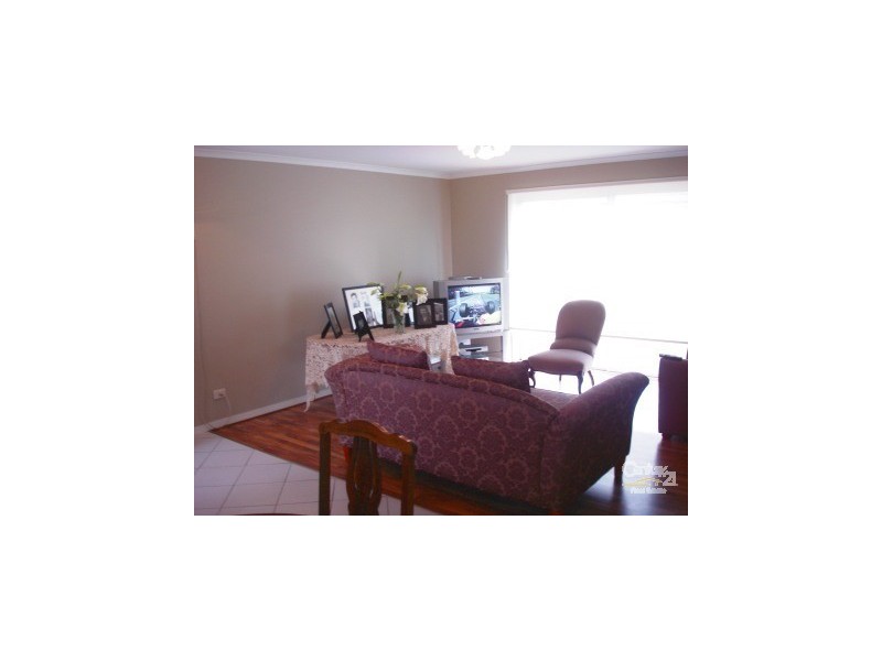 2/46 Beckington Cres, Hampton Park VIC 3976